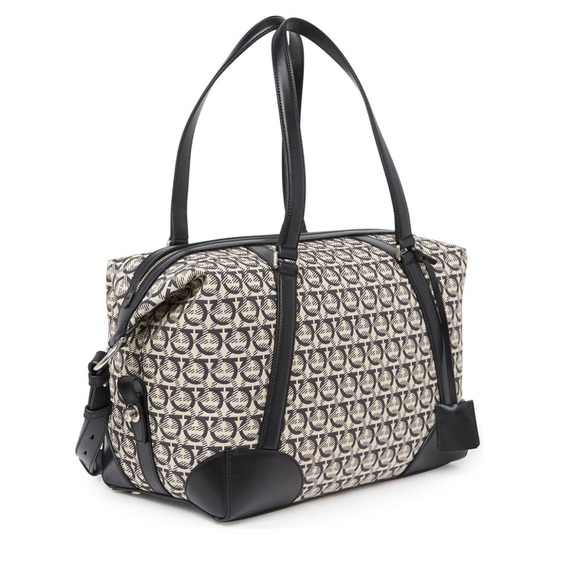 Salvatore Ferragamo Gancini quilted duffle carry on large bag shoulder bag - Picture 7 of 14